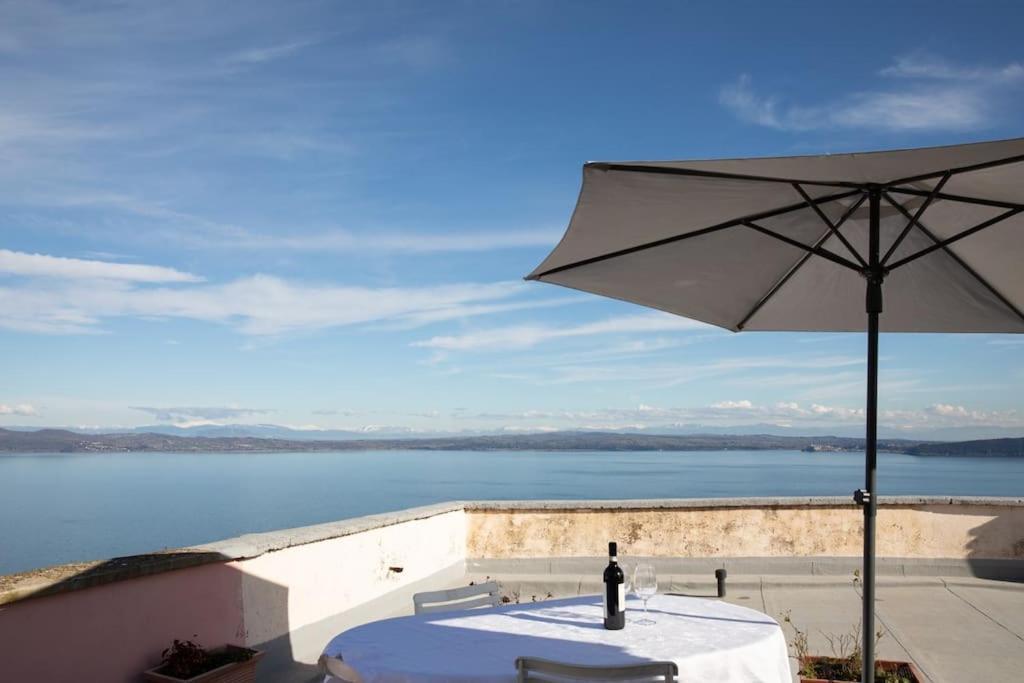 La Terrazza Nel Borgo Daire Bracciano  Dış mekan fotoğraf